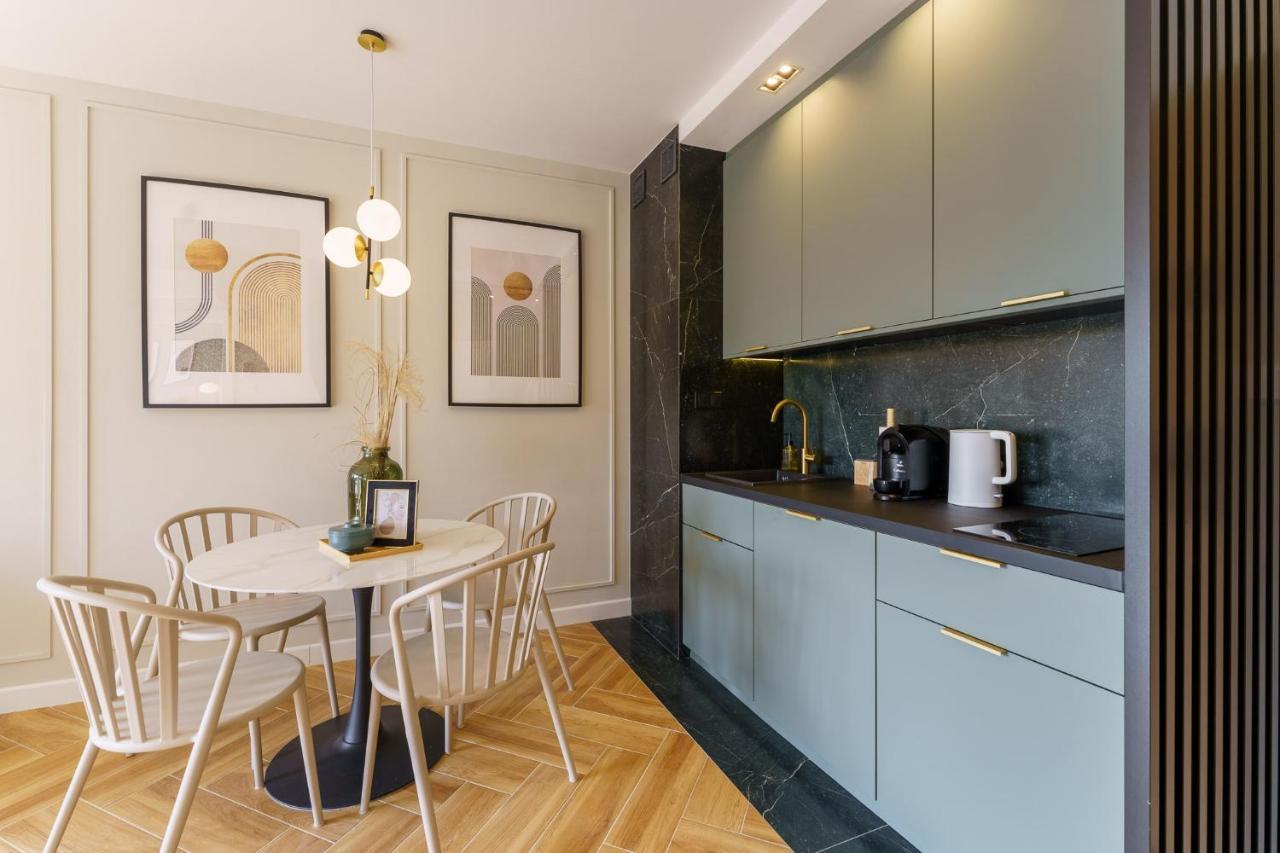 Sunnyway Apartment Устроне-Морске Экстерьер фото